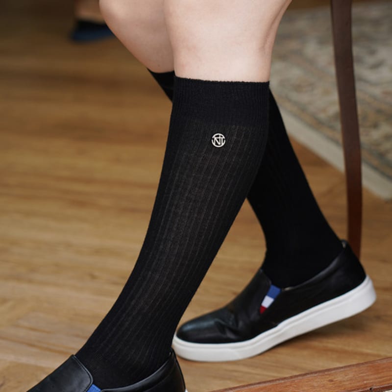 Nitina Emblem Wool Blend Knee Socks BK
