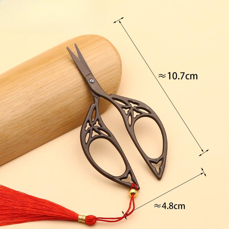 Cross Stitch Embroidery Scissors Classical Style Dragon And Phoenix Crane Tailor Scissors Exquisite Relief Medium And Small Retro Metal Scissors