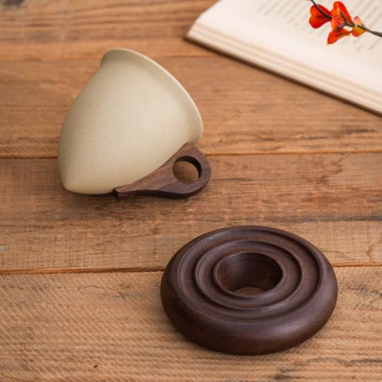 Tasse à café avec poignée en bois Tasse en céramique en forme de cône 210 ml Tasse à latte vintage effilée Base stable en bois Tasse à thé décorative