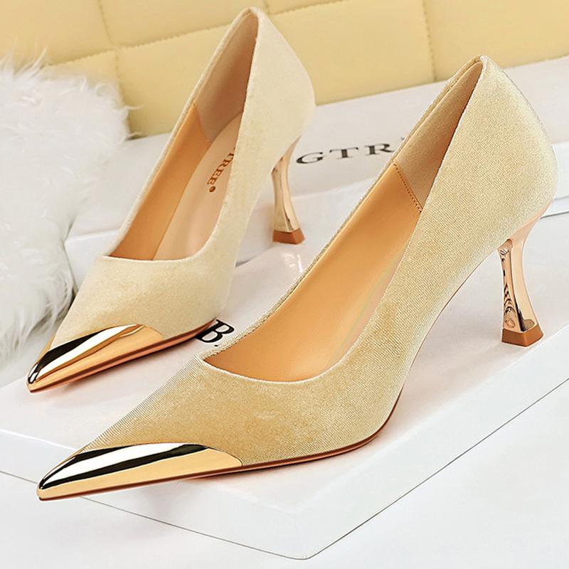 Women 7 Cm Heels Metal Pointed Women Pumps Kitten Heels Sexy Party Shoes Women Suede Lady Heels Luxury Wedding Shoes