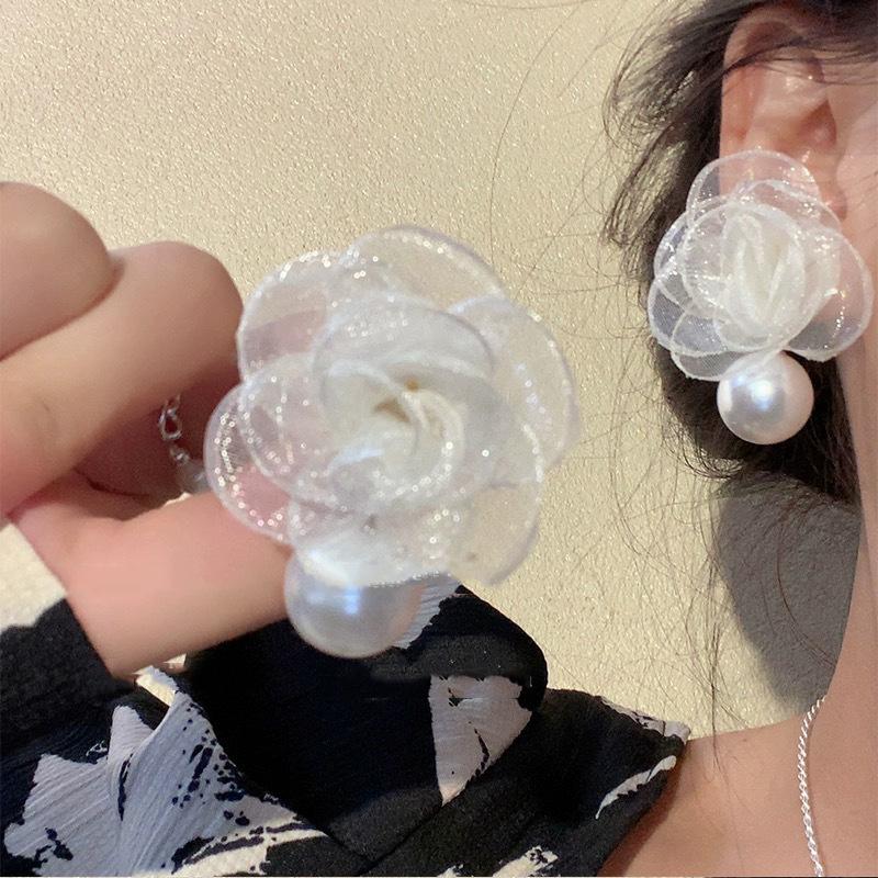 Mesh Flower Earrings Retro Small Fresh Personalized Versatile Stud Earrings Trendy New Design Earrings