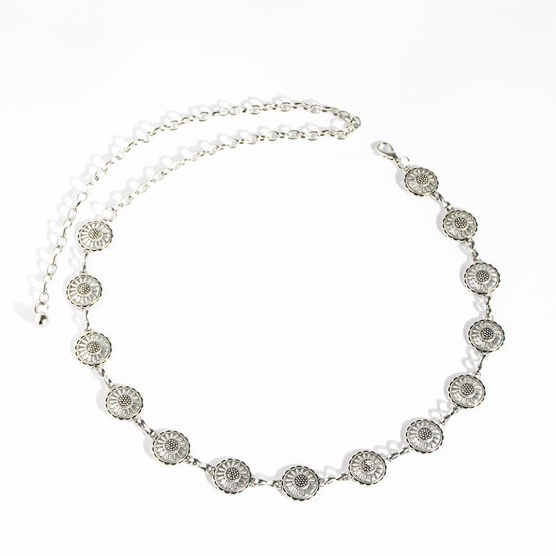 The New Butterfly Metal Sweet Women's Waist Chain Spring Dress Is Versatile with A Small Daisy Silver Belt