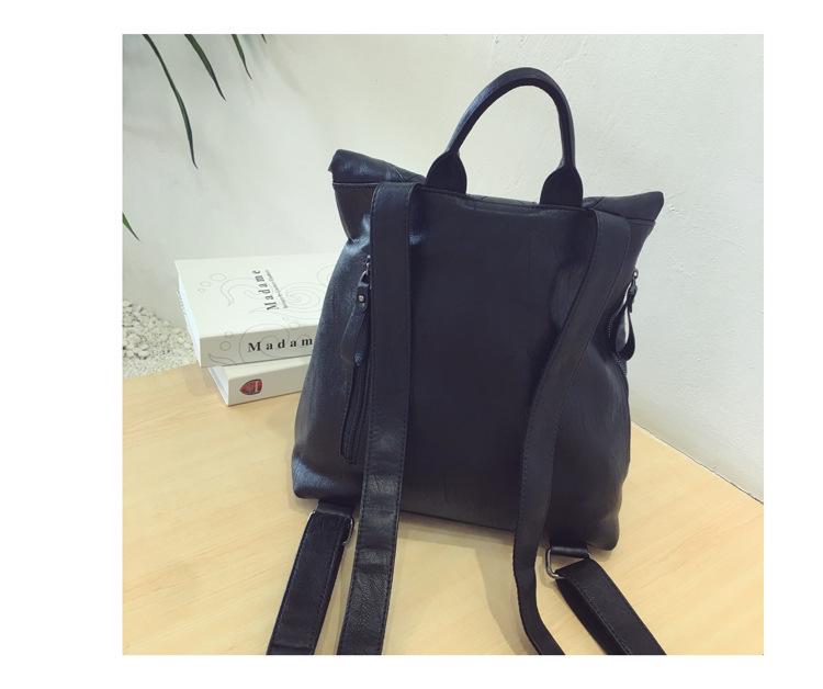 Mochila de Couro Macio Grande Capacidade para Viagem e Estudante Moda Feminina Hong Kong 2025