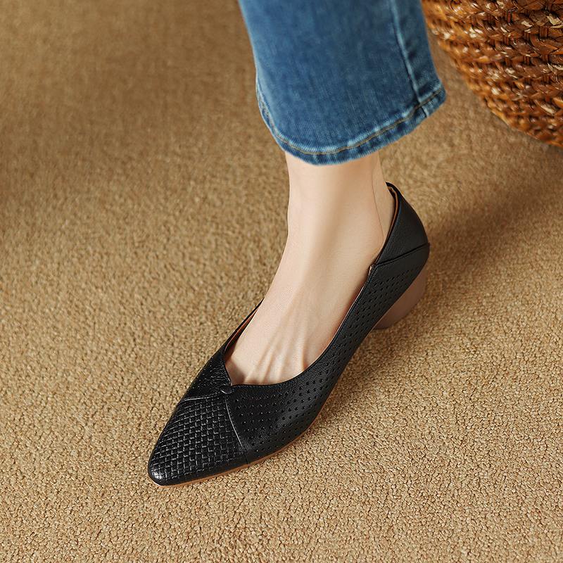 Krazing Pot Schafsleder Frühling Sommer Größe 41 Dicke Niedrige Absätze Damen Spitz Zehenbereich Hohle Dekoration Atmungsaktiv Slipper Pumps