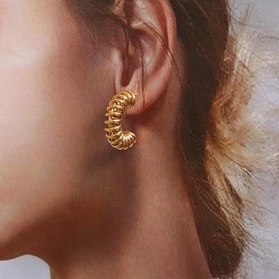 Fashion Heavy Industry Metal Style Niche Spring Design Titanium Steel Gold-plated C-type Earrings