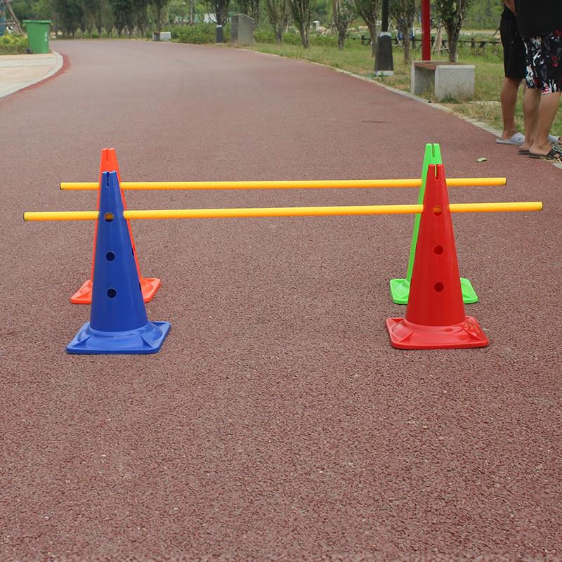 

Набор квадратных барьеров и конусов: Оборудование для мультиспортивных тренировок с разметочными вехами