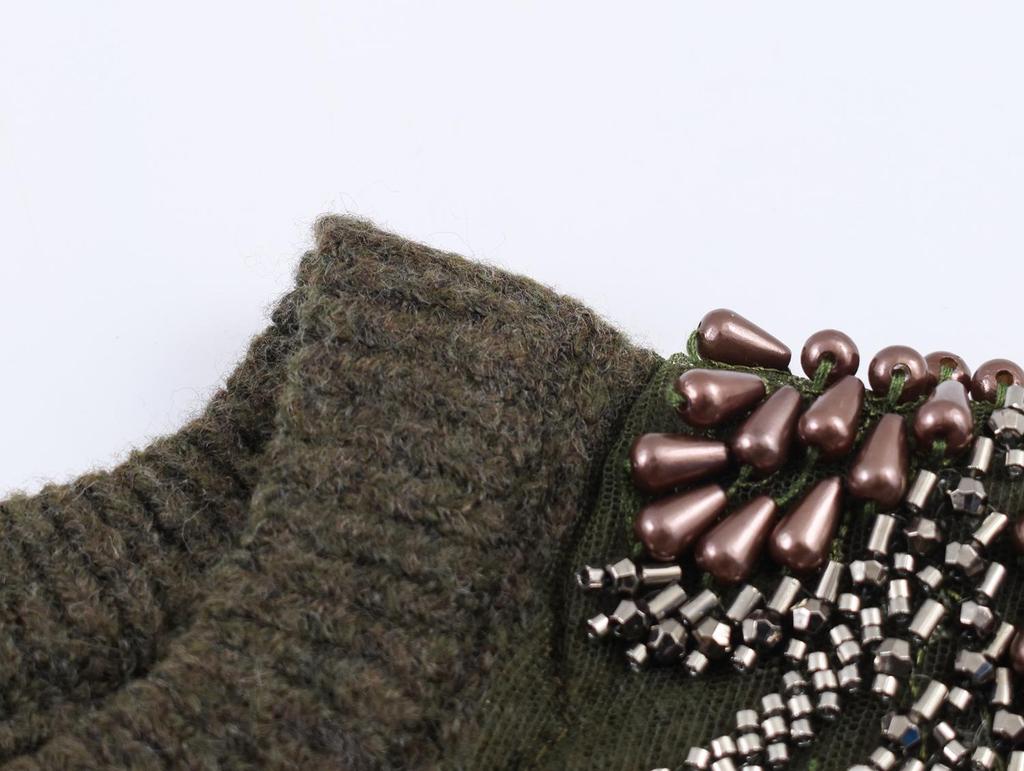 2026 Frühling Europäischer & Amerikanischer Stil Perlen-Strickjacke: Modisch, Einfach, Vielseitig Ankunft