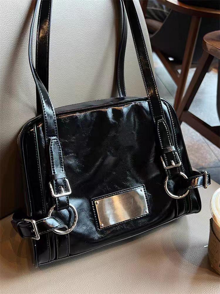 

Korean niche design bowling bag women s 2025 new retro versatile shoulder underarm bag commuter tote bag чёрный