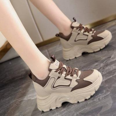 Innere Höherwachsung Dad Shoes Damen Frühling und Herbst Neue Plateau Dad Shoes Studentin Lässige Einzelne Schuhe