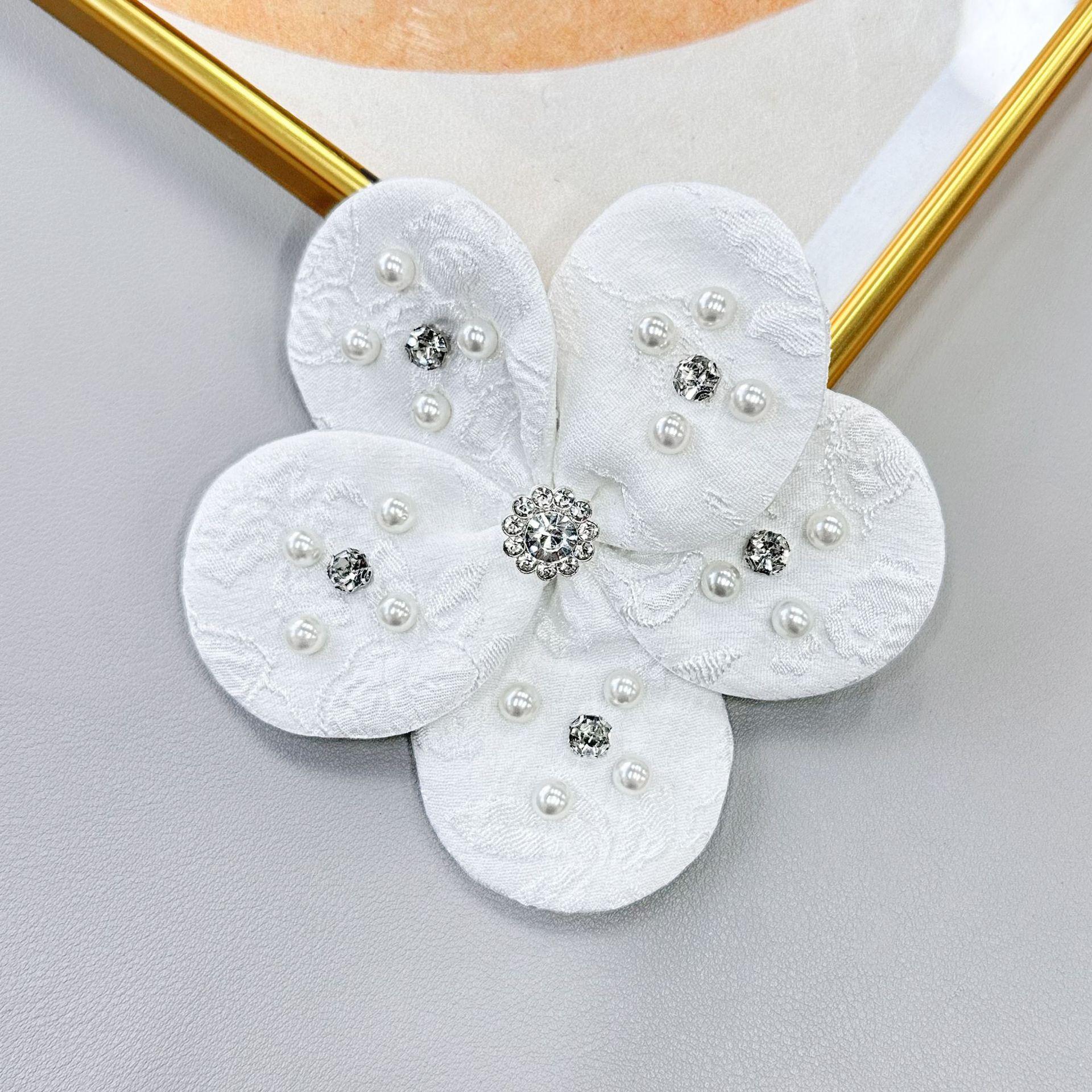 

Черно-белый двухцветный бисерный тканевый стикер в виде пятилепесткового цветка, одежда, корсаж, обувь и шляпы, головной убор, аксессуары