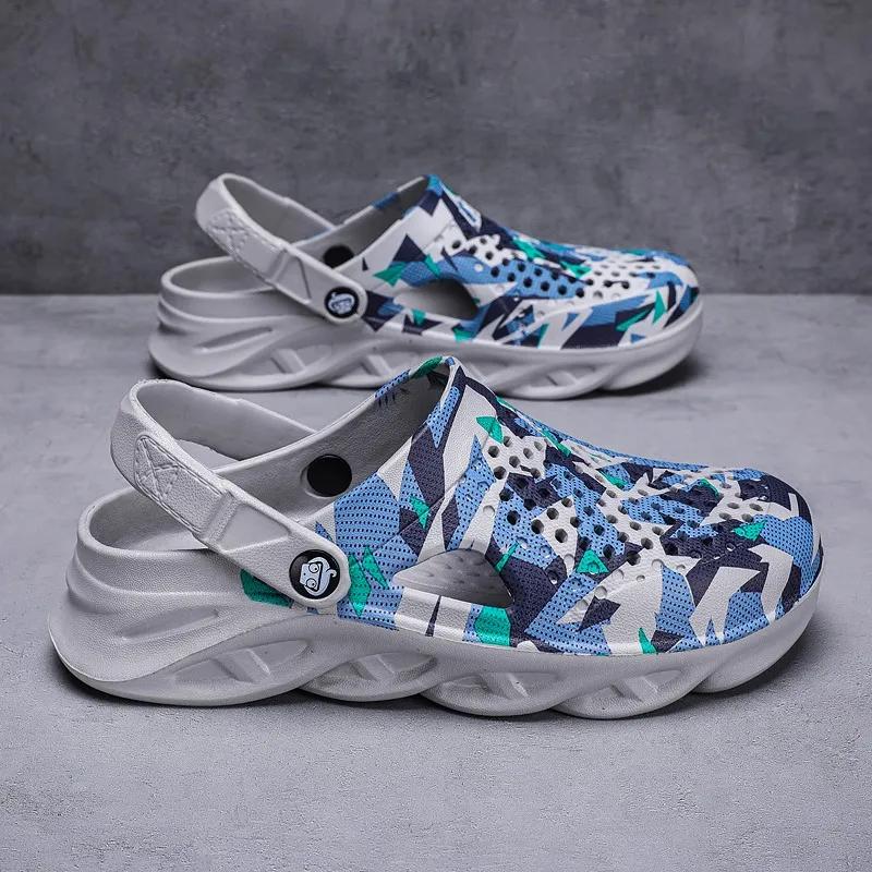 Fashion Light Men's Slippers 2024 Summer Chef Shoes for Men Outdoor Wading Sandals Soft Beach Antiskid Sports Men's Slippers Platform