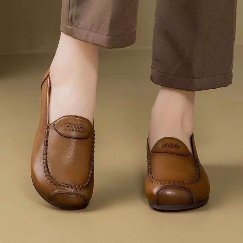 High-end quality single shoes comfortable super soft leather shoes beef tendon soft sole mother Doudou shoes