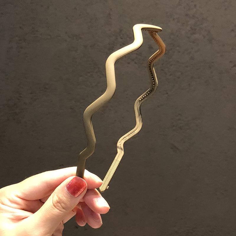 Vintage Headbands for Hair Woman Hair Band Simple Candy Color Chain Bezel for Hair Hair Hoop Headband Bezel Hair Accessories