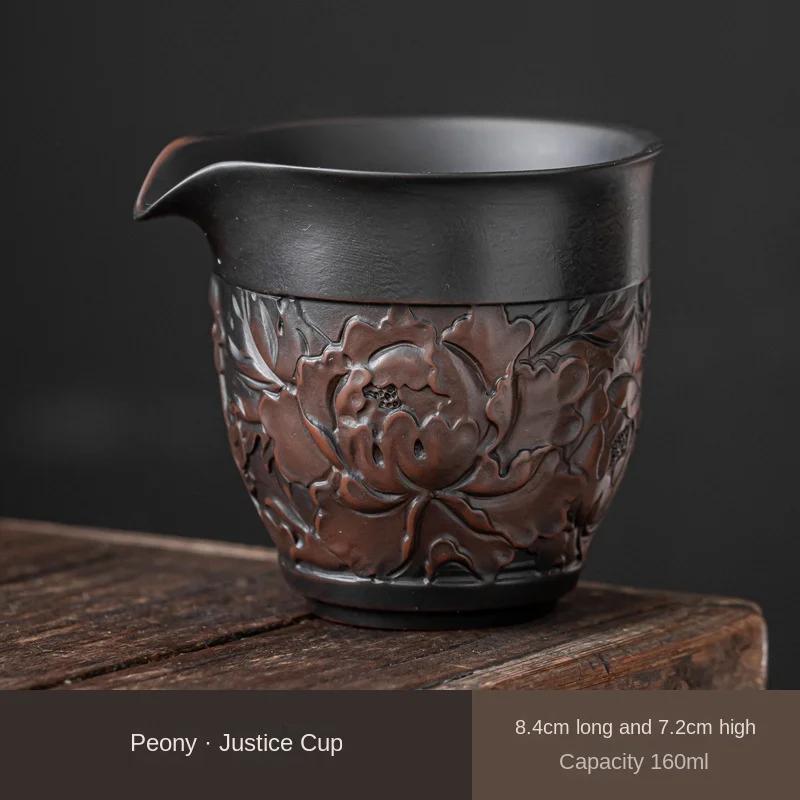 

Retro Handmade Carved Purple Pottery Xianglong Phoenix Ceramic Tea Serving Pot Purple Sand Tea Pitcher Tea Funnel Gong Dao Bei