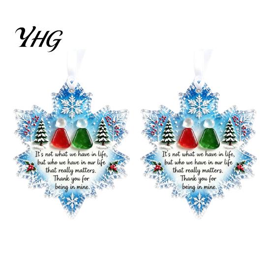 Holiday Window Ornaments Snowflake-Shaped Sea Glass Ornament, Acrylic Christmas Friendship Keepsake, Coastal Inspired Home Decorations Tree