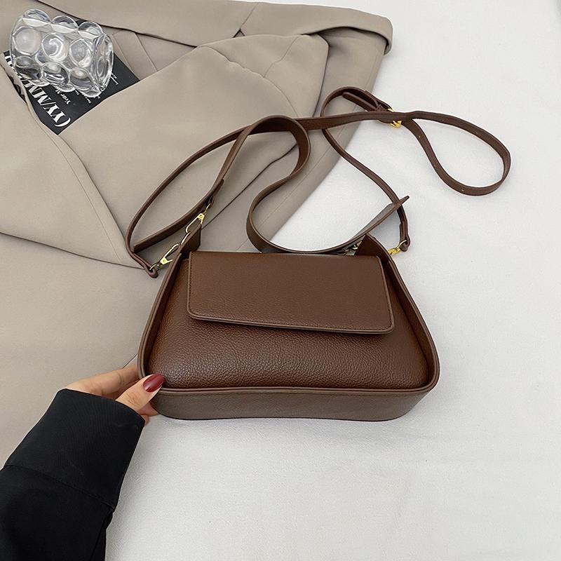 Sling Armpit Shoulder Side Bags for Women 2025 Designer Handbags and Purses Solid Leather Small Bucket Crossbody Bags for Women