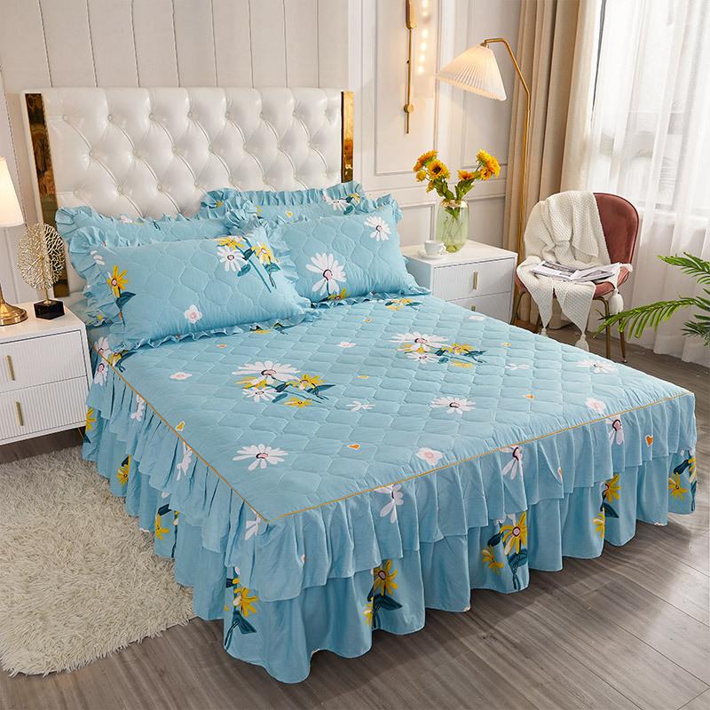 3pcs Bed Skirt Set Solid Color Quilted Thickened Lace Decoration Includes 1 Bed Skirt + 2 Pillowcases Suitable for Home And Hotel