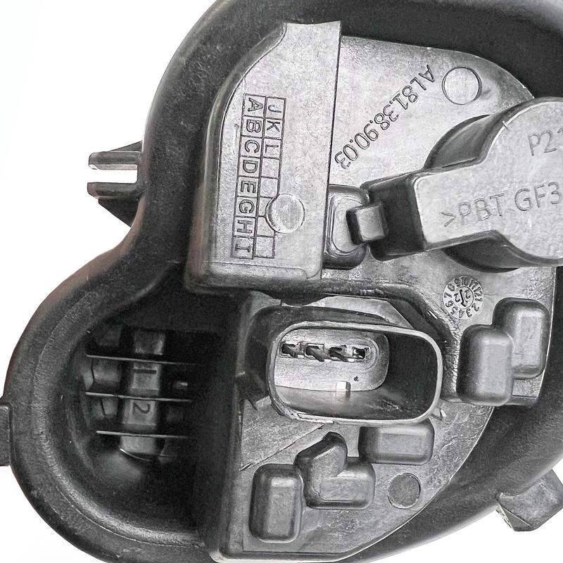 For Vauxhall Astra K 2016+ Rear Left Right Light Lamp Bulb Holder With Plug 39001577 39001578 Car Lights Parts