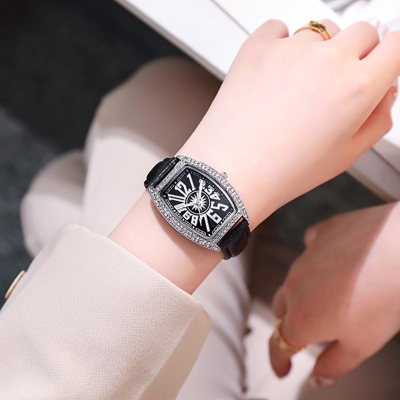 Ladies Leather Belt Rhinestone Watch Barrel-shaped Roman Numeral Wristwatch