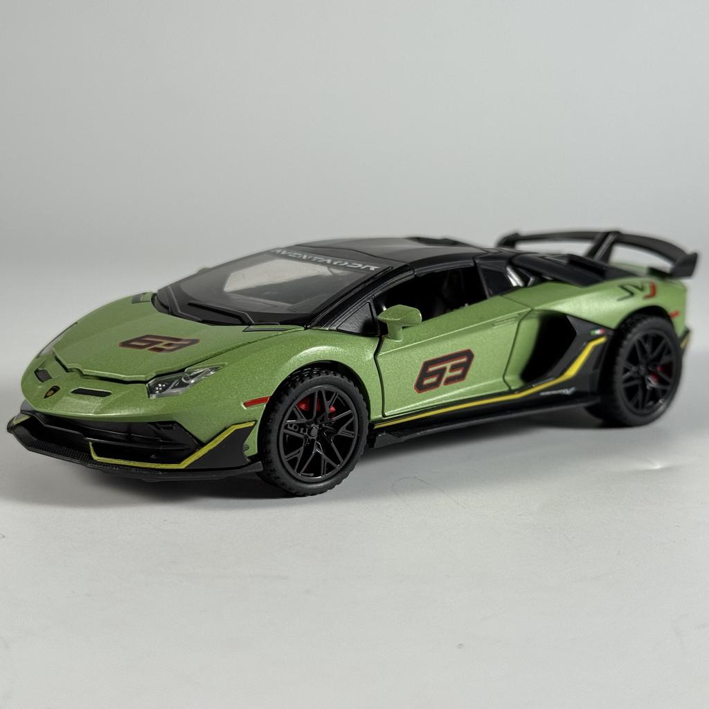 1:32 Aventador SVJ 63 Removable Version Super Sports Car Alloy Diecast Model Car Home Trendy Toys Ornaments Christmas Gifts Kids