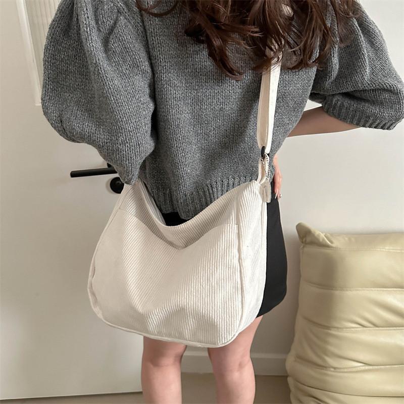 Trendy Street Style Canvas Tote Bag For Women With Spacious Interior