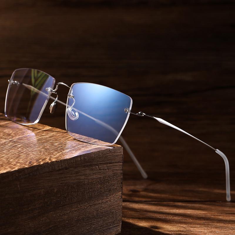 Rimless Titanium Alloy Unisex Glasses: Retro Light Luxury Frame for a High-End Feel