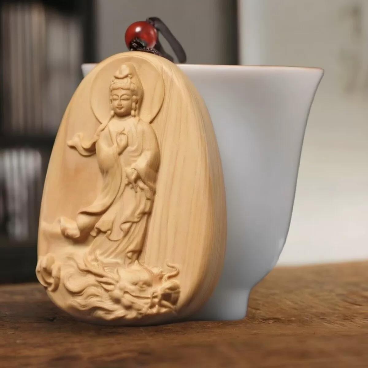 Rock Cypress Wood, Guanyin Bodhisattva, Pendant Earrings, Good Luck Feng Shui Necklace Chinese Wood Carving Wood Statue Wood Figurine Wood Sculpture