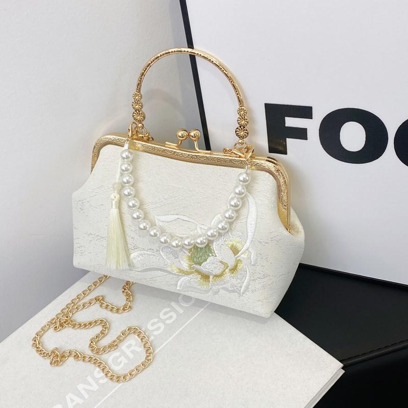 Fashion Brand Crossbody Bag For Women’s Flower Decorative Cloth Fabric Chinese Style Handbag Luxury Design Female Messenger Bags