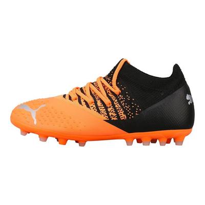 Spor için özel ayakkabılar – Kramponlar