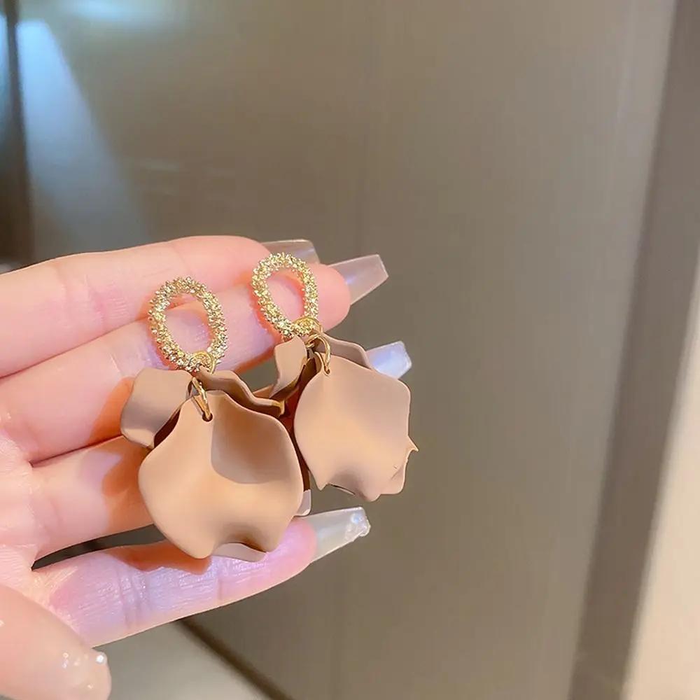 Korean Style Colorful Petal Dangle Earrings Fragments Flowers Women Elegant Stud Earrings Fashion Jewelry Girl Gift