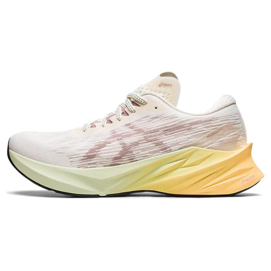 

ASICS Novablast 3 Cream Fawn Women s 1012B288-101 39.5