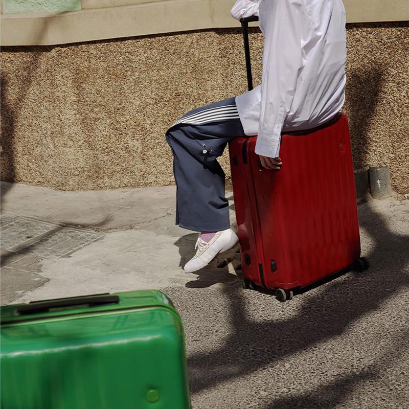 ITO Classic Wave Lightweight Carry-On Luggage