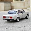 1/32 LADA NIVA Classic Car Alloy Car Model Diecast Metal Toy Car Vehicles Model Simulation Sound Light Collection Childrens Gift