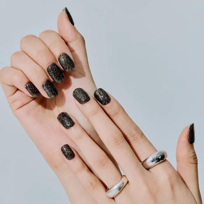 Party night gel nail