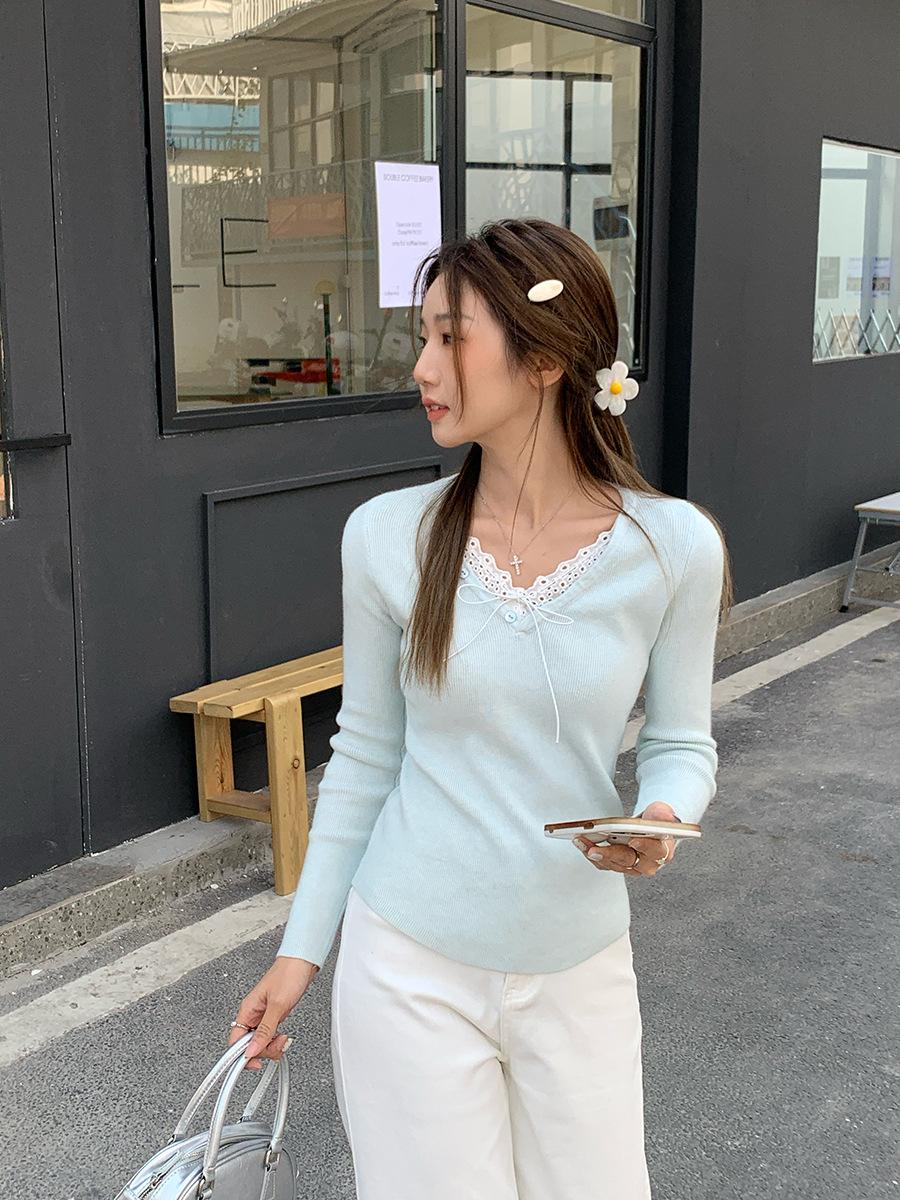 

Lace Bow V-Neck Long Sleeve T-Shirt Bottom Knitted Sweater Women s Spring Autumn and Winter Interior Niche Design Top S светло-синий