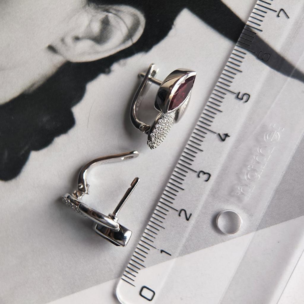 Silver Earrings with Artificial Garnet Nano 2.434ct (60002405)