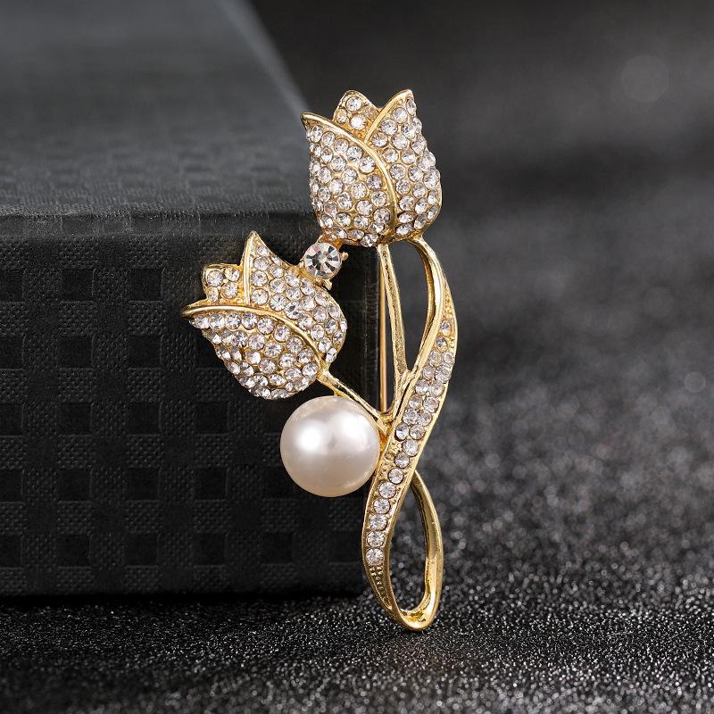 High-End Pearl & Rhinestone Butterfly Brooch for Women's Fashion Suits and Scarves