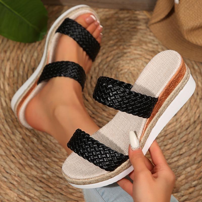 Large Size Slope Heel Cool Slippers for Women's Outer Wear Summer New Round Head Hemp Rope Woven Word with Casual Thick-soled Slippers