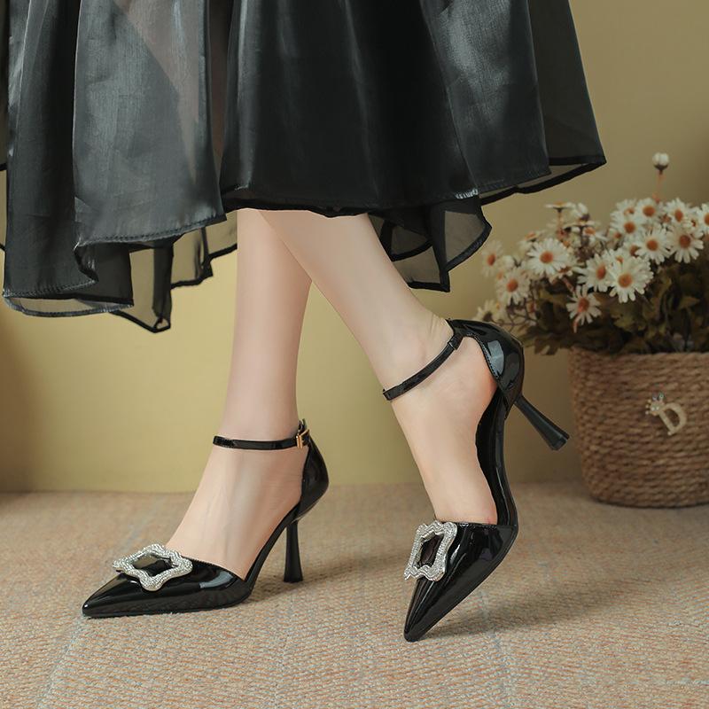 European and American Style Hollow Sandals Women's New Patent Leather Niche Temperament Square Buckle Rhinestone Shallow High Heels In Summer 2025