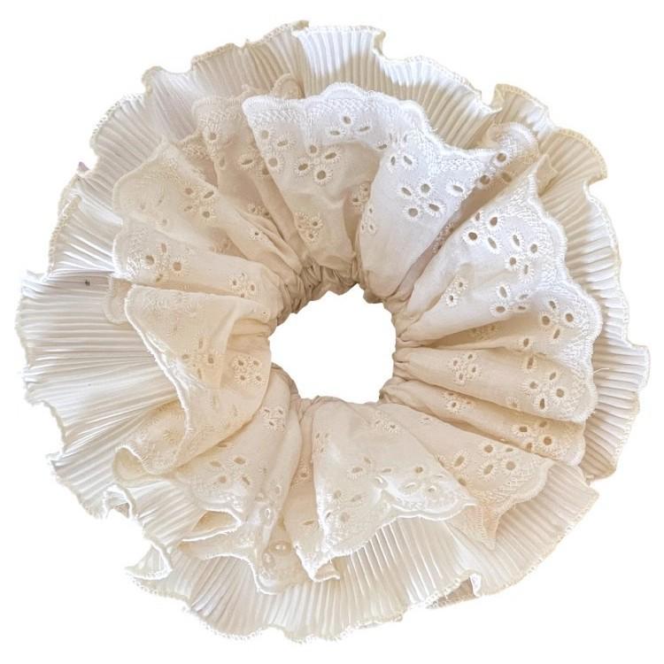 Elegant 2025 French Lace Scrunchie – Four-Layer Design for Stylish Low Ponytails and Buns