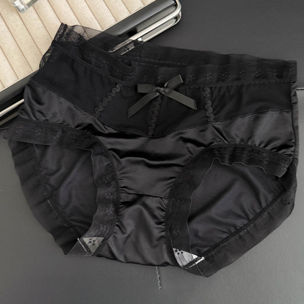 Girls Spring and Summer New Lace Comfortable In Waist Triangle Briefs