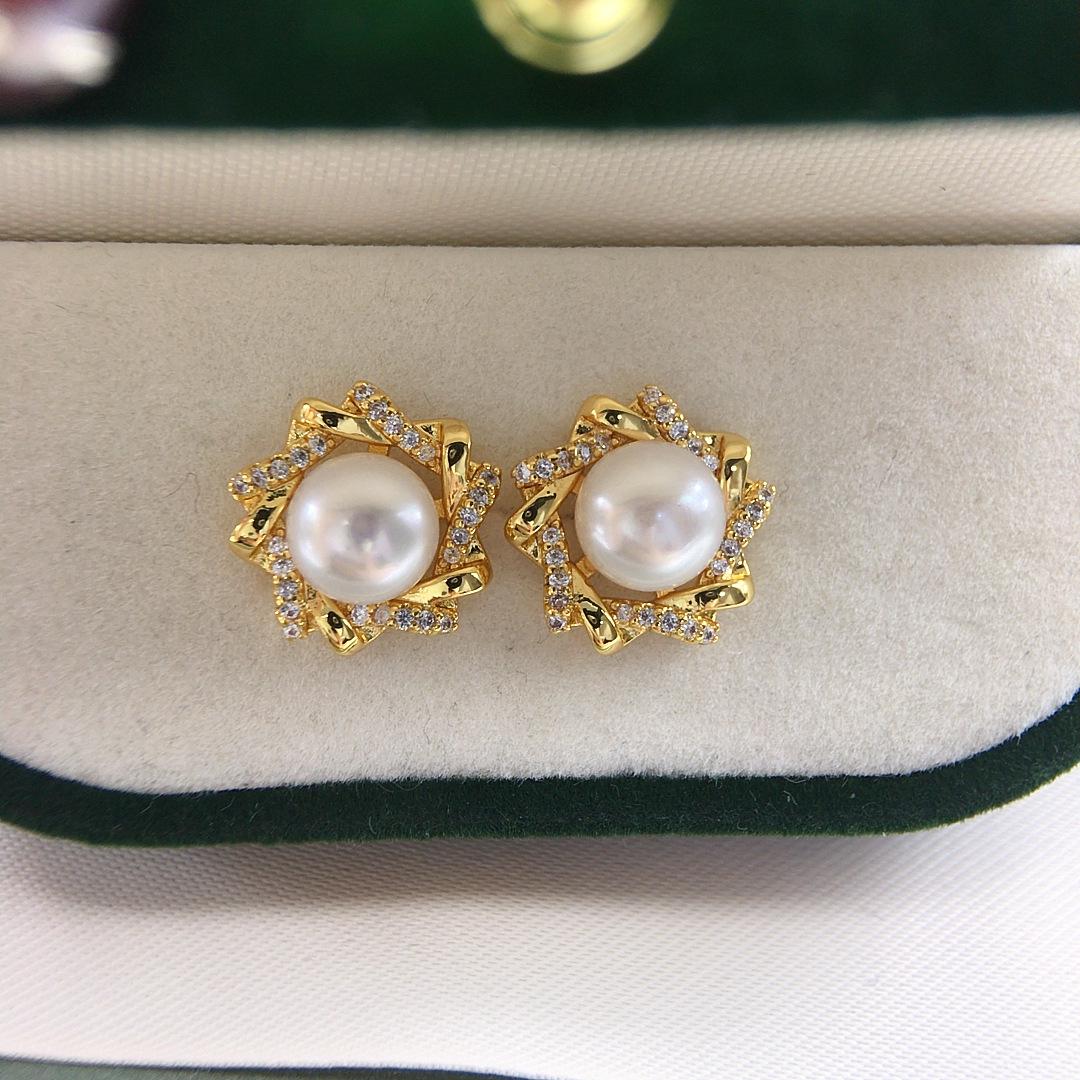 Natural Freshwater Pearl & Zircon Flower Stud Earrings for Women - Elegant, High-Quality Design