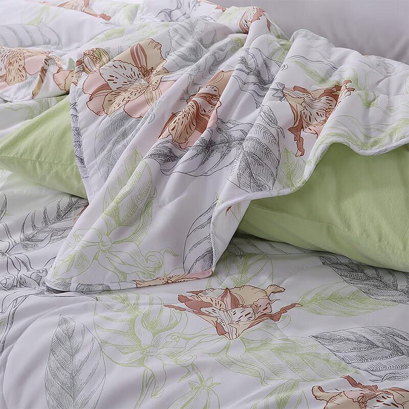 FUANNA Seven-Hole Antibacterial Summer Quilt