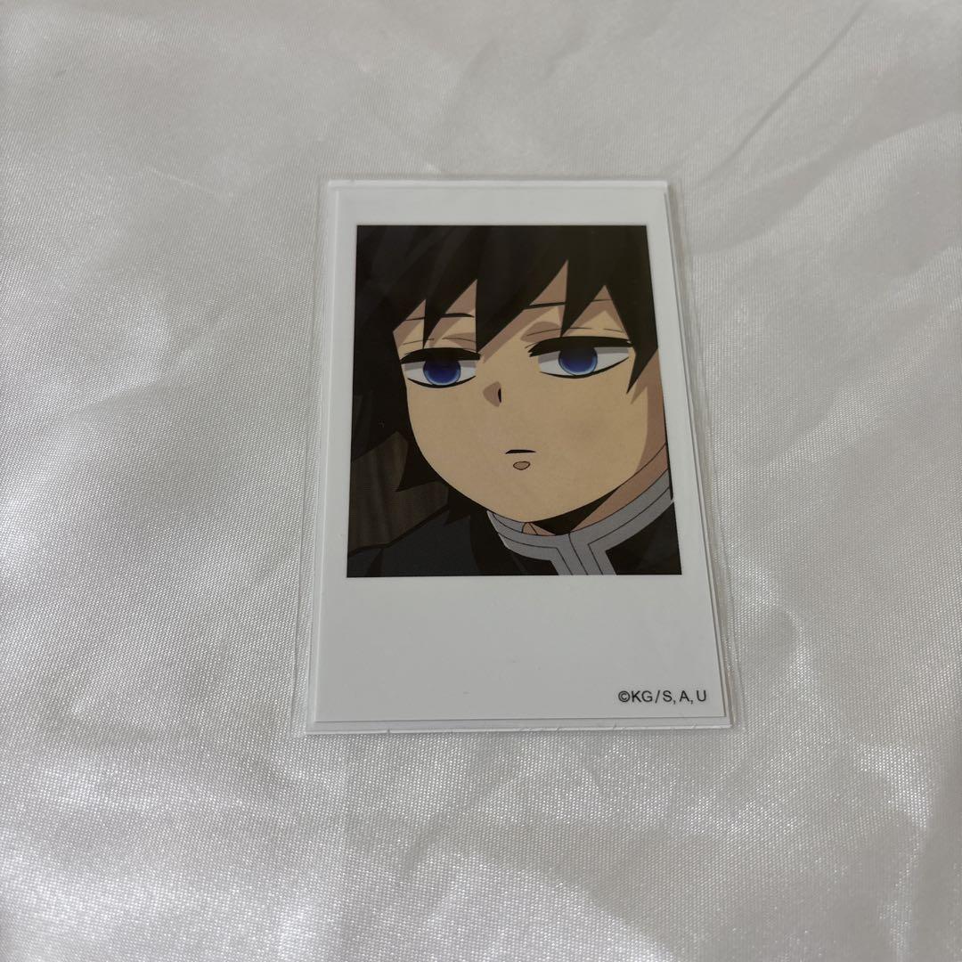 

[ИСПОЛЬЗОВАН] Убийца демонов: Клинок, рассекающий демонов Бромид в стиле Instax Кафе Столпов Гию Томиока 1 штука