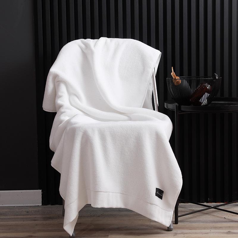 

Extra Large 80x160 Pure Cotton Bath Towel, 780 Grams, Class A, Soft, Thick, & Absorbent. 160*80 cm белый