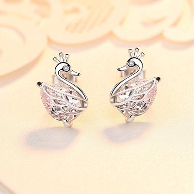 Earrings for Women with Small Fresh Diamonds and Mini Swan Cute Temperament Animal Earrings