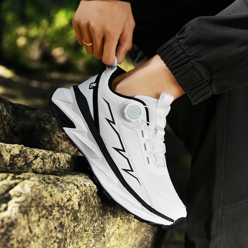 Men Running Shoes Anti-slip Low-top Outdoor Sports Shoes Men Lace-up Lightweight Wear-resistant Soft Breathable Casual Shoes Men