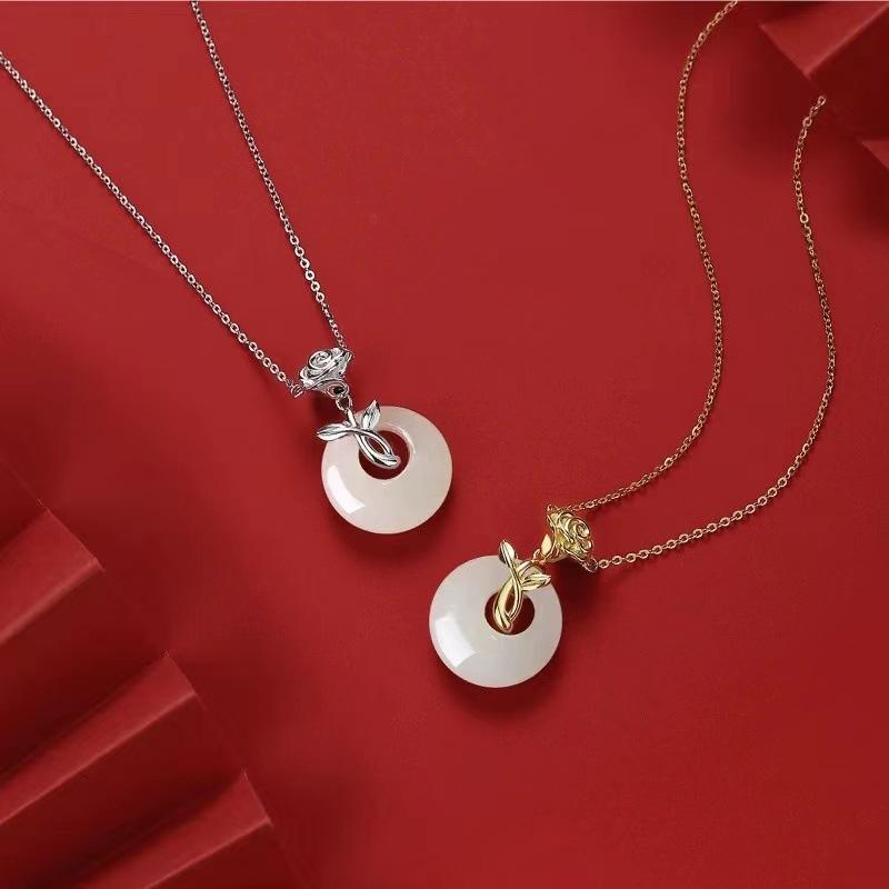 Rosen Hetian Jade Halskette Damen Nationaler Trend Friedlicher Quilt Anhänger Schlüsselbeinkette Ins Kreativ Neu Valentinstag Geschenk