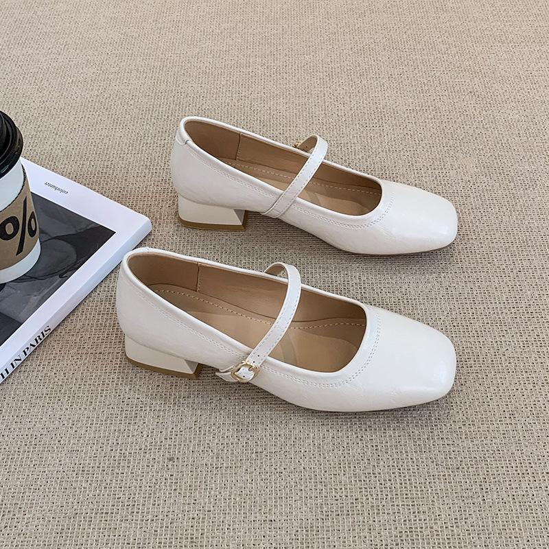 Mary Jane women's shoes French flat-soled single shoes women's 2025 new spring gentle evening shoes with skirts and small leather shoes