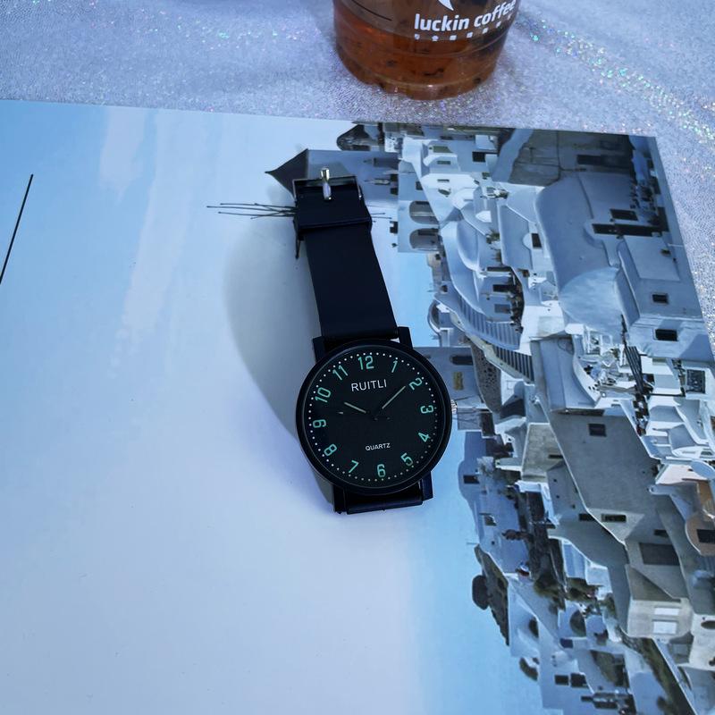 Exam Luminous Watch Female Simple Trend Student Style College Style Retro Literary Couple Watch